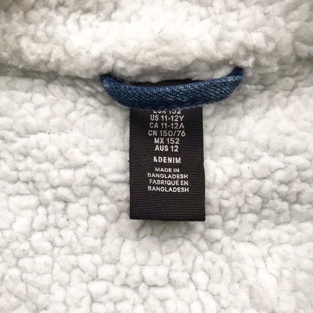 H&M sherpa lined denim jacket EUC  11-12Y - Picture 5 of 6